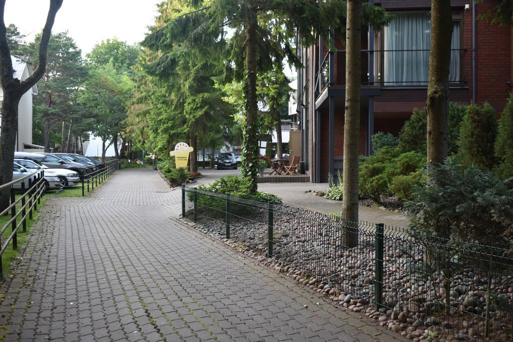 Saules Krantas Aparthotel Паланга Екстериор снимка